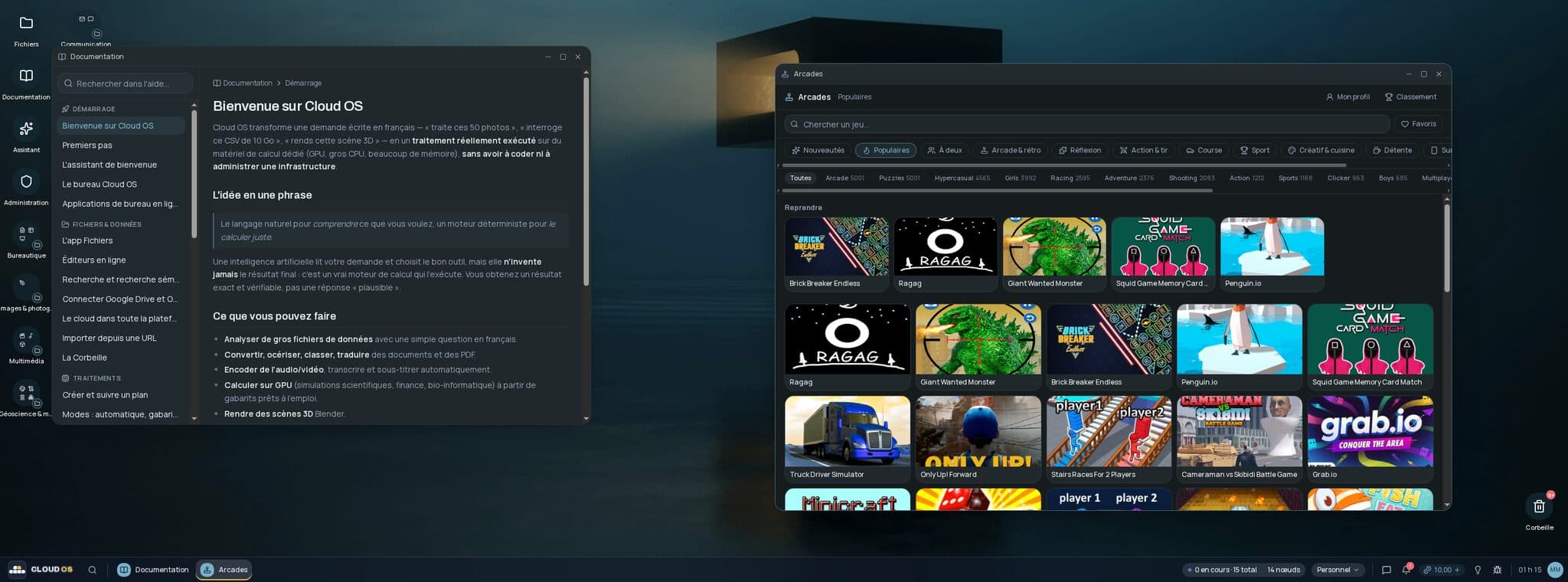 Le bureau Cloud OS en cours d’utilisation : la Documentation et les Arcades ouvertes en fenêtres, dock d’applications à gauche et barre inférieure.